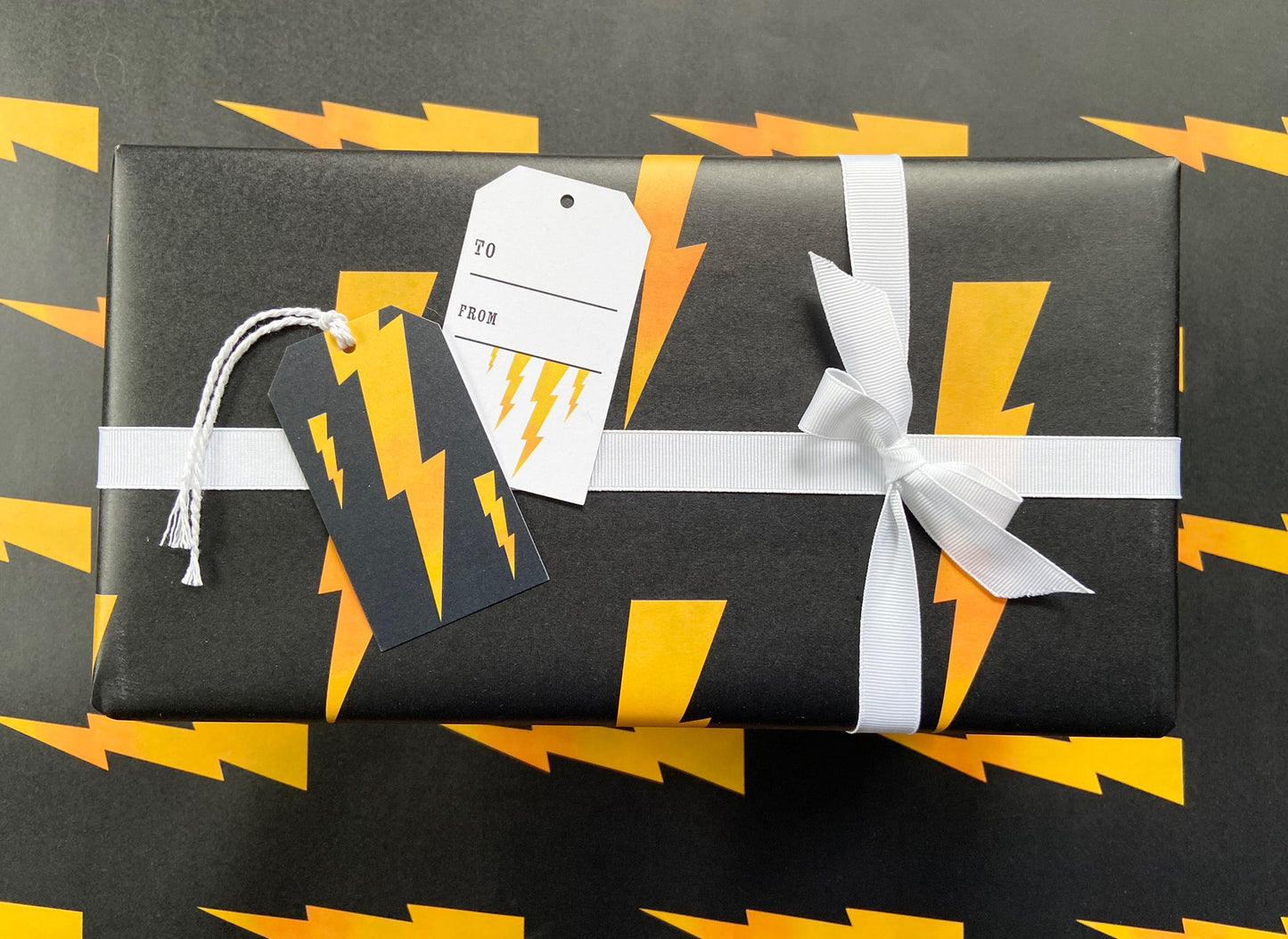 Gift Wrap Sheets - Lightning